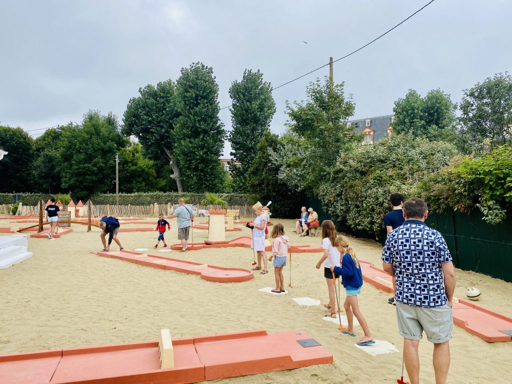 mini-golf-villers-sur-mer-deauville-loisirs-calvados-normandie